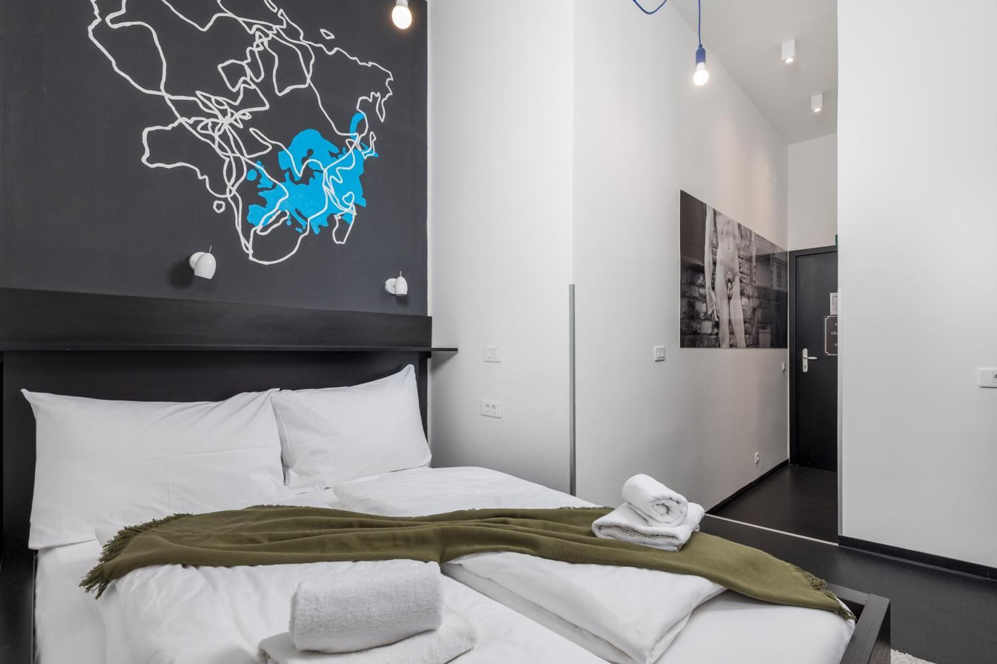 Apartments & Rooms One World Fiume Kültér fotó